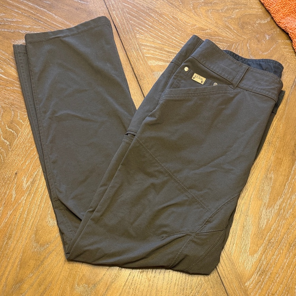 Kuhl Men's Dark Charcoal Gray Cargo Pants
